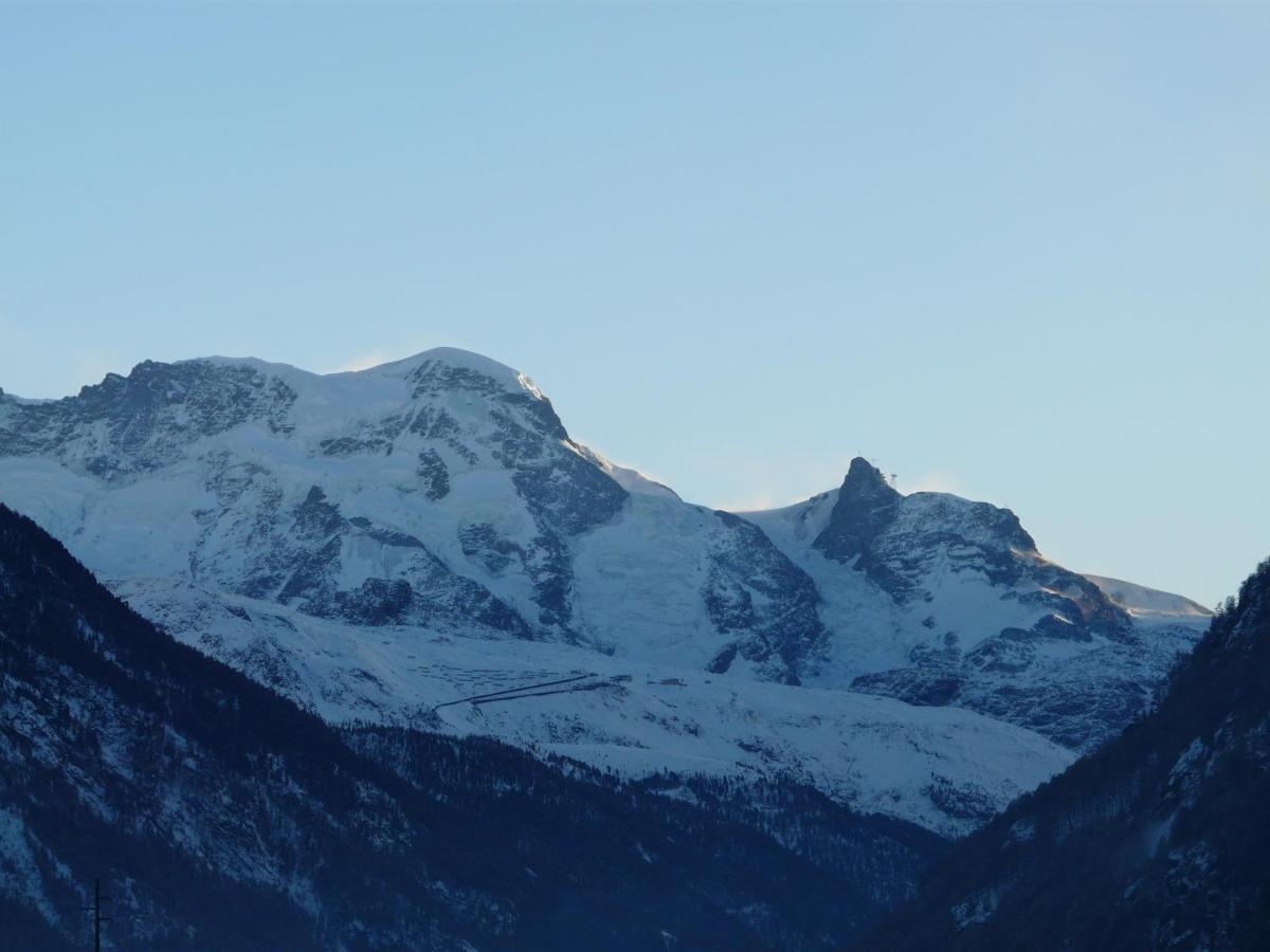 Apartament Haus Valaisia - Randa Bei Zermatt Zewnętrze zdjęcie
